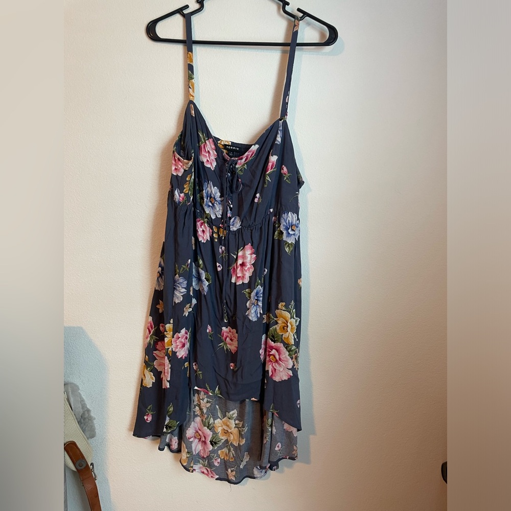 Torrid - Floral High-Low Tank Top